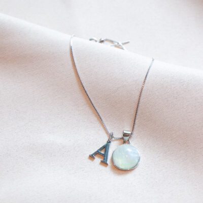 pet hair S925 silver bracelet w/ bezel pawdant & charm | S925銀手鍊配包邊寵物毛髮吊墜配字母吊飾